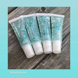 Lip gloss- Aqua